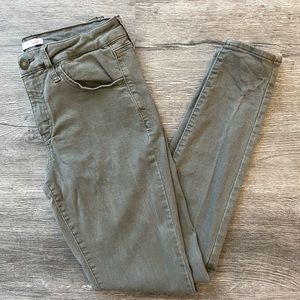 SO Low Rise Jeggings